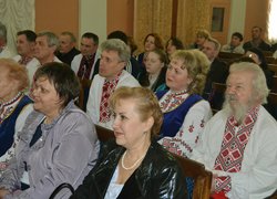 Народному самодіяльному ансамблю пісні і танцю «Хлібодари» – 25 років